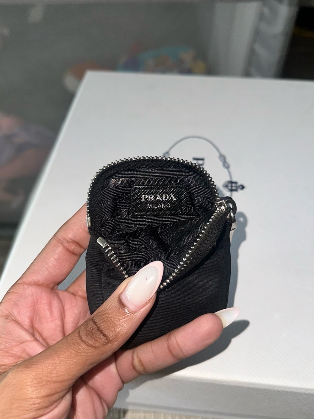 Prada Re-edition bag - Picture 12 of 12